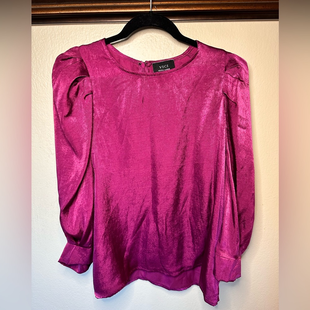 Vici purple/magenta puff sleeve blouse